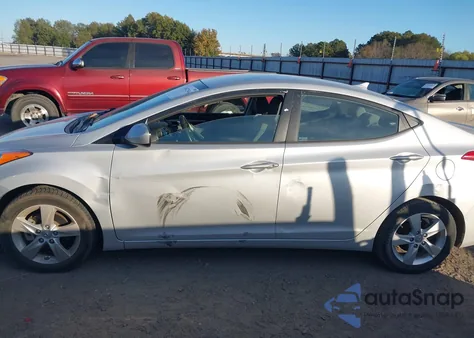 2013 Hyundai Elantra Gls z USA, uszkodzony, nr VIN KMHDH4AEXDU855844